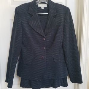 Women’s skirt suits